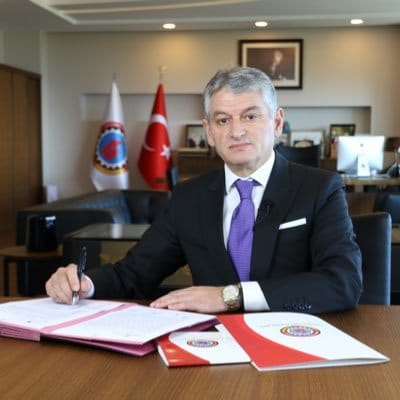 Cengiz Günay’ın hazırlayıp desteklediği sarı listeler 14 sıfır yaparak seçimi aldı.