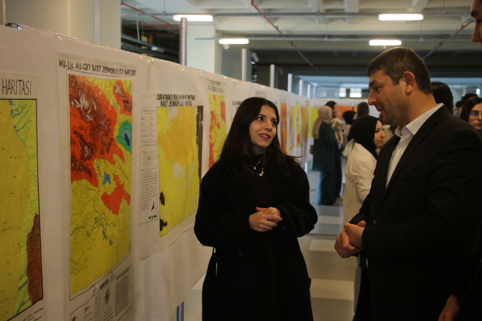 Tekirdağ’da üniversitelilerin çizdiği haritalar sergilendi