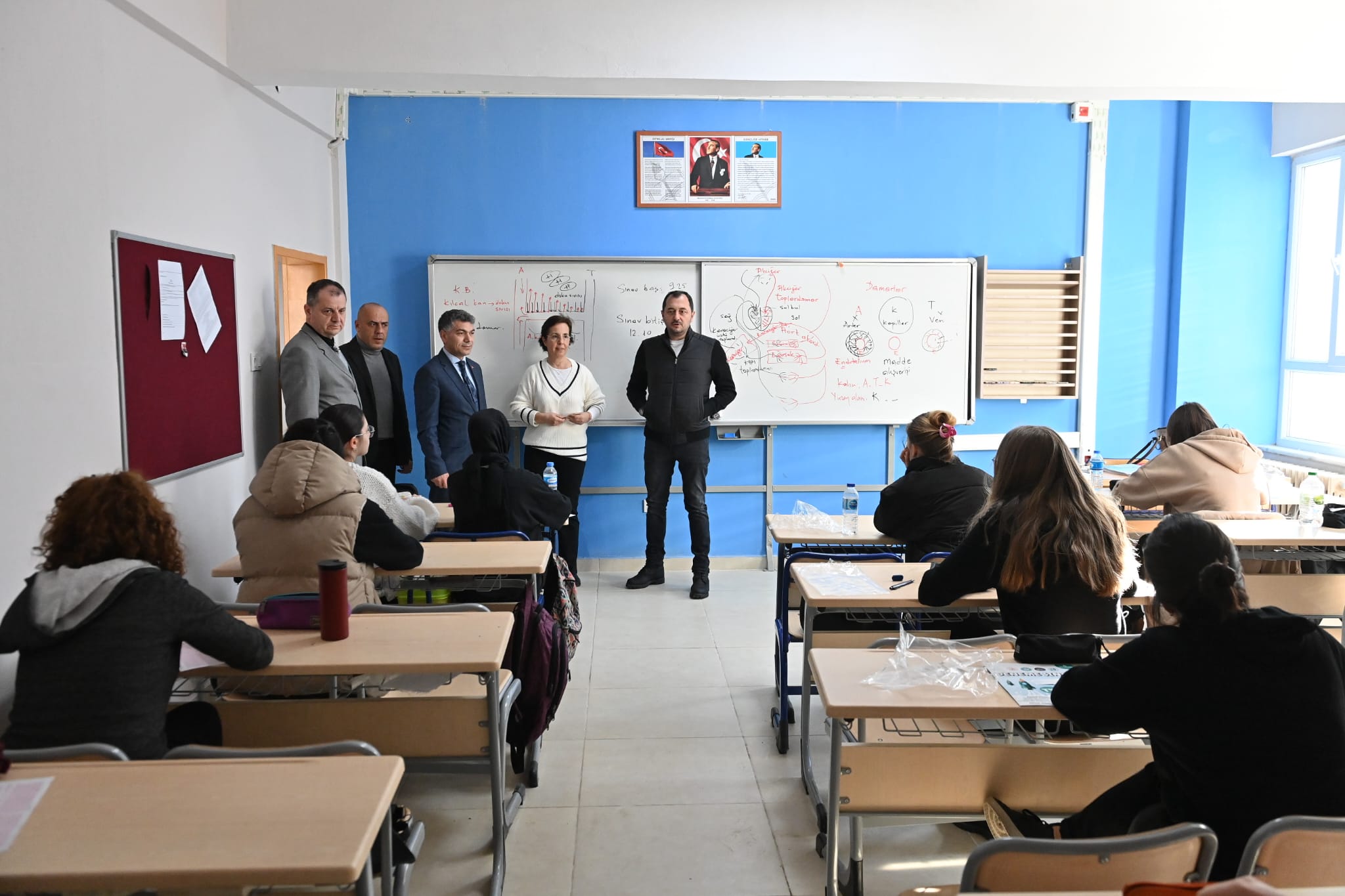 Başkan Yüksel TYT ve AYT sınavına hazırlanan öğrencilere moral ziyaretinde bulundu