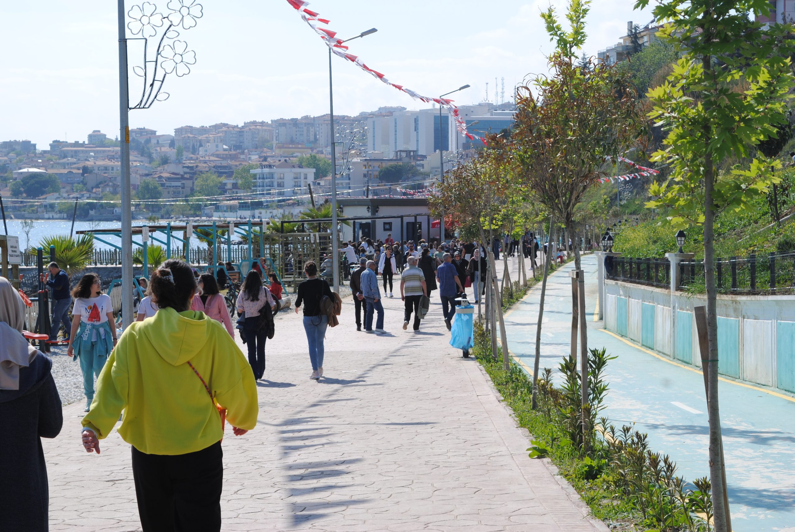 ALKAYA”SAHİLİNE VATANDAŞLAR AKIN ETTİ