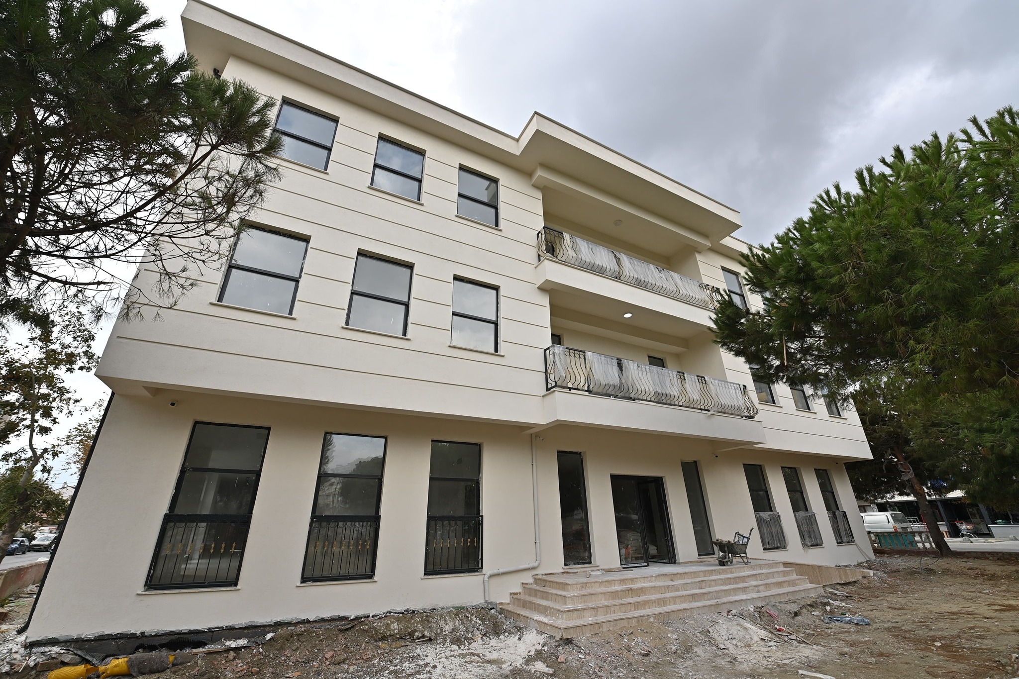 Kırsal mahallelerde sosyal tesis projeleri hayata geçiyor