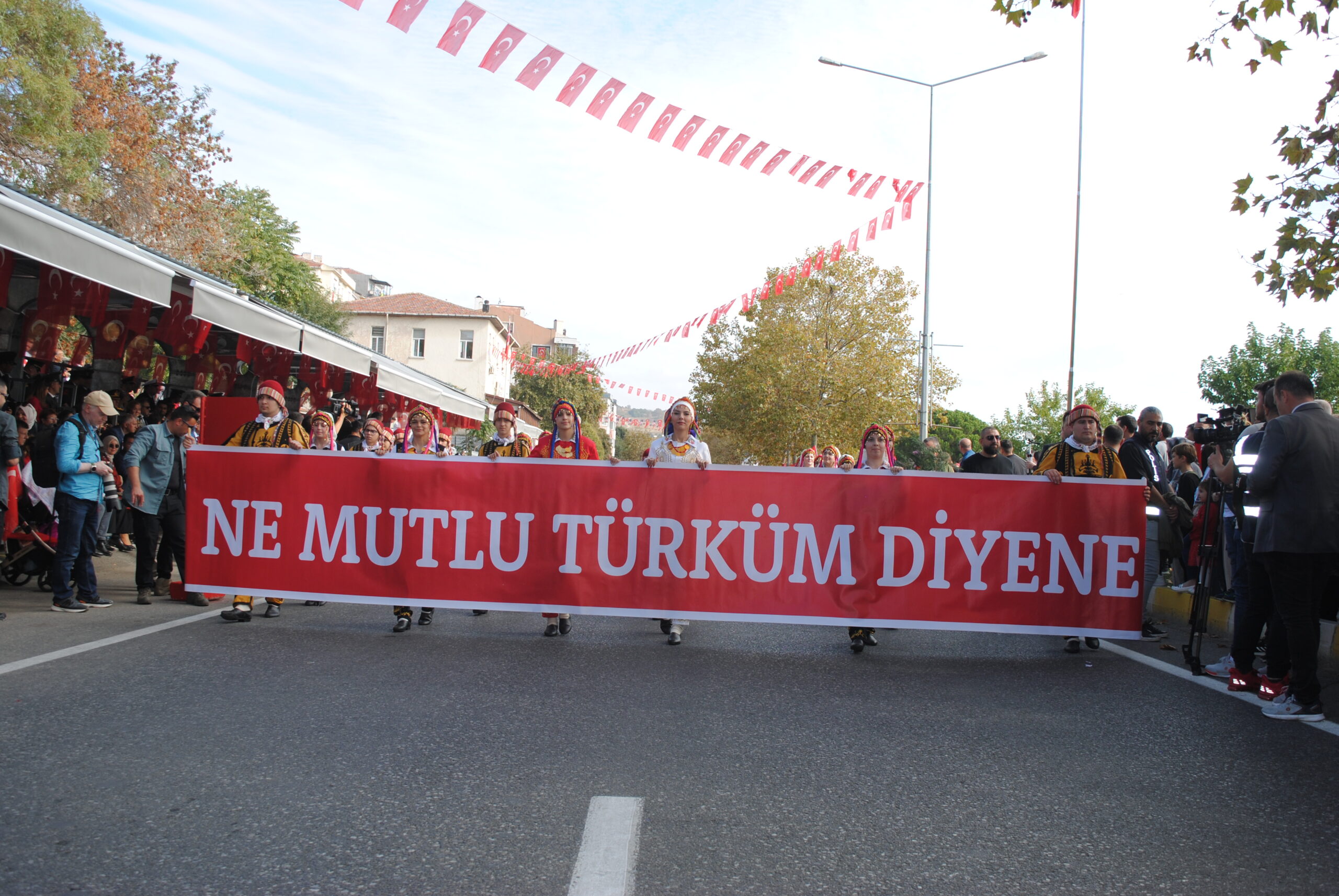 CUMHURİYET 100.YAŞINDA ÇOK YAŞA 29 EKİM ” NİCE YÜZYILLARA “