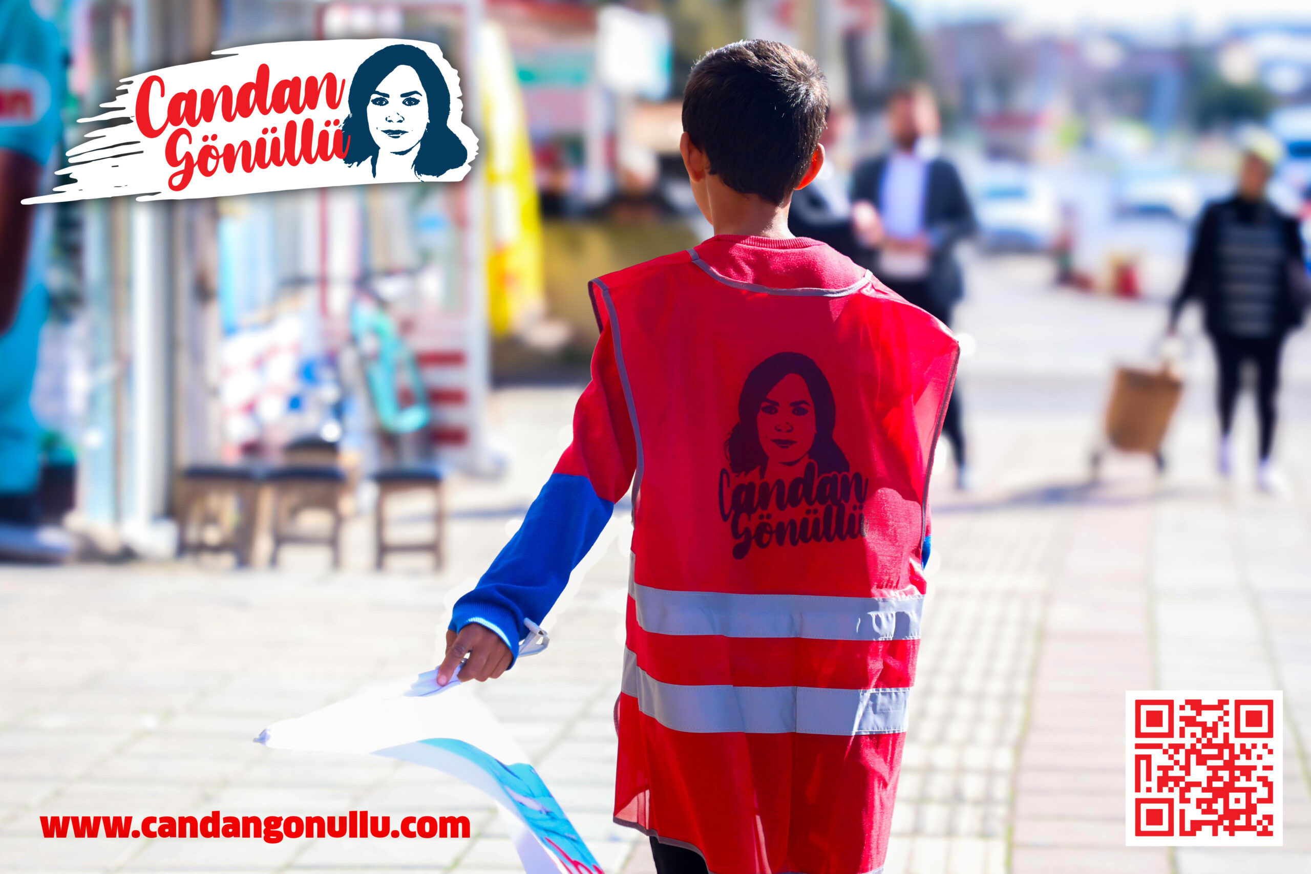 SEÇİM KAMPANYASINDA İVME YÜKSELTECEK
Gönüllü çalışmasıyla saha çalışmalarında, sosyal medyada ve sandık güvenliğinde daha güçlü bir kampanya süreci yürütülmesi hedefleniyor. Bilindiği gibi böyle bir çalışma 2019 yılında Ekrem İmamoğlu’nun seçim kampanyasında “İstanbul Gönüllüleri” adıyla yürütülmüş ve seçim zaferine giden yolda adeta dönüm noktası olmuştu. “Candan Gönüllü” kampanyasının önümüzdeki günlerde daha renkli görüntülerle Tekirdağlıların karşısına çıkması ve Yüceer’in seçim kampanyasındaki ivmeyi yükseltmesi bekleniyor.