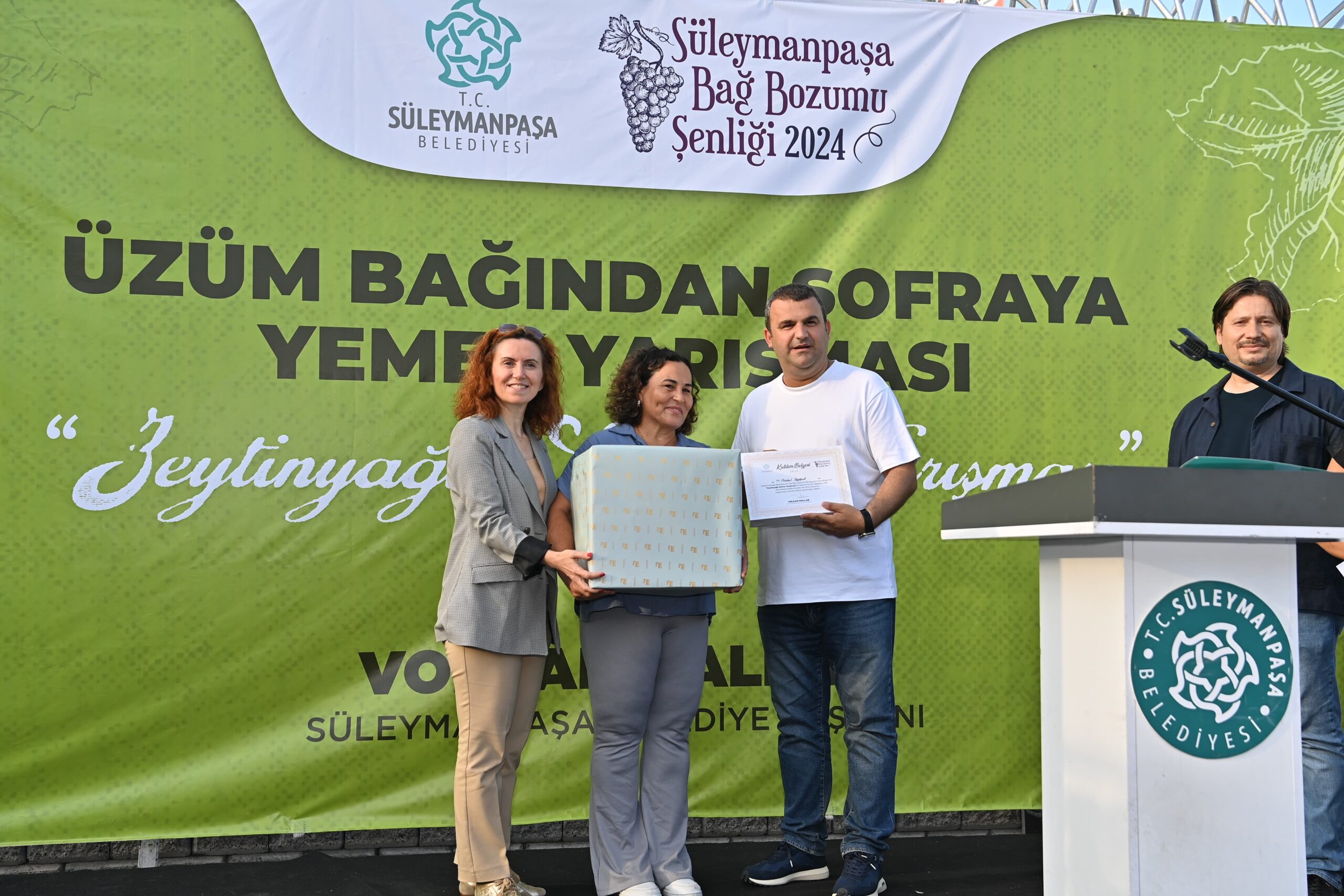 Bağbozumu Şenliği Yaprak Sarması yarışması ile sona erdi