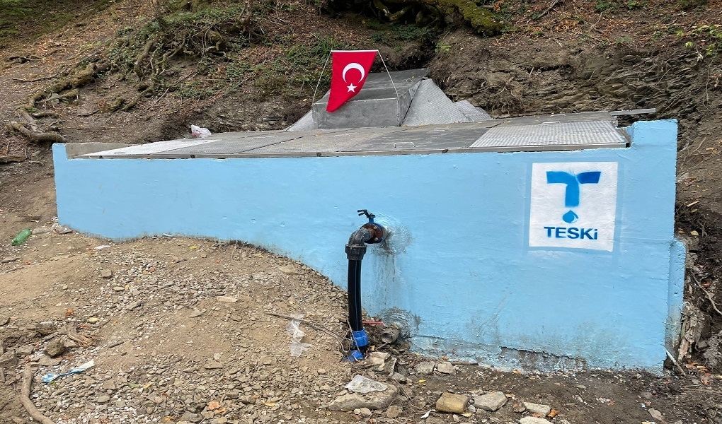 SEMETLİ MAHALLESİ’NDE TANKERLE SU TAŞIMA DÖNEMİ SONA ERDİ