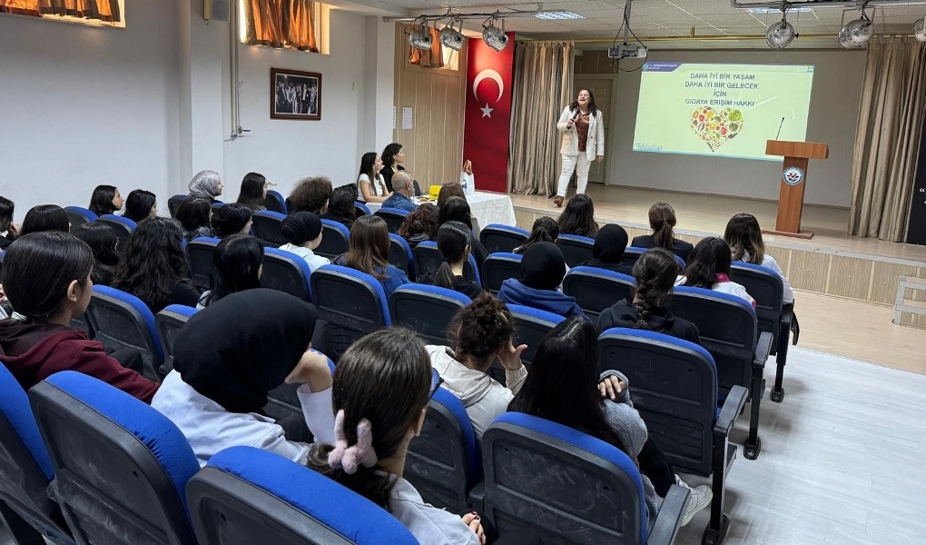 BÜYÜKŞEHİR’DEN DÜNYA GIDA GÜNÜ’NDE DİKKAT ÇEKEN ETKİNLİK