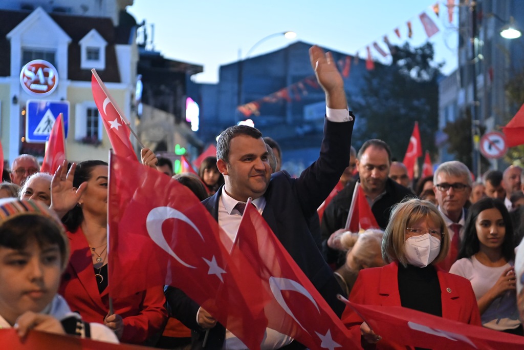 Cumhuriyetimizin İkinci Yüzyılına Coşkulu Merhaba