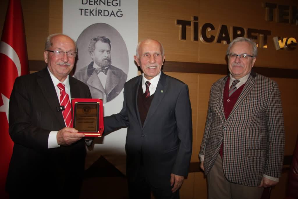 CUMHURİYET SOHBETİNDE KONUŞAN ALBAYRAK”CANDAN BAŞKANA SAHİP ÇIKALIM”