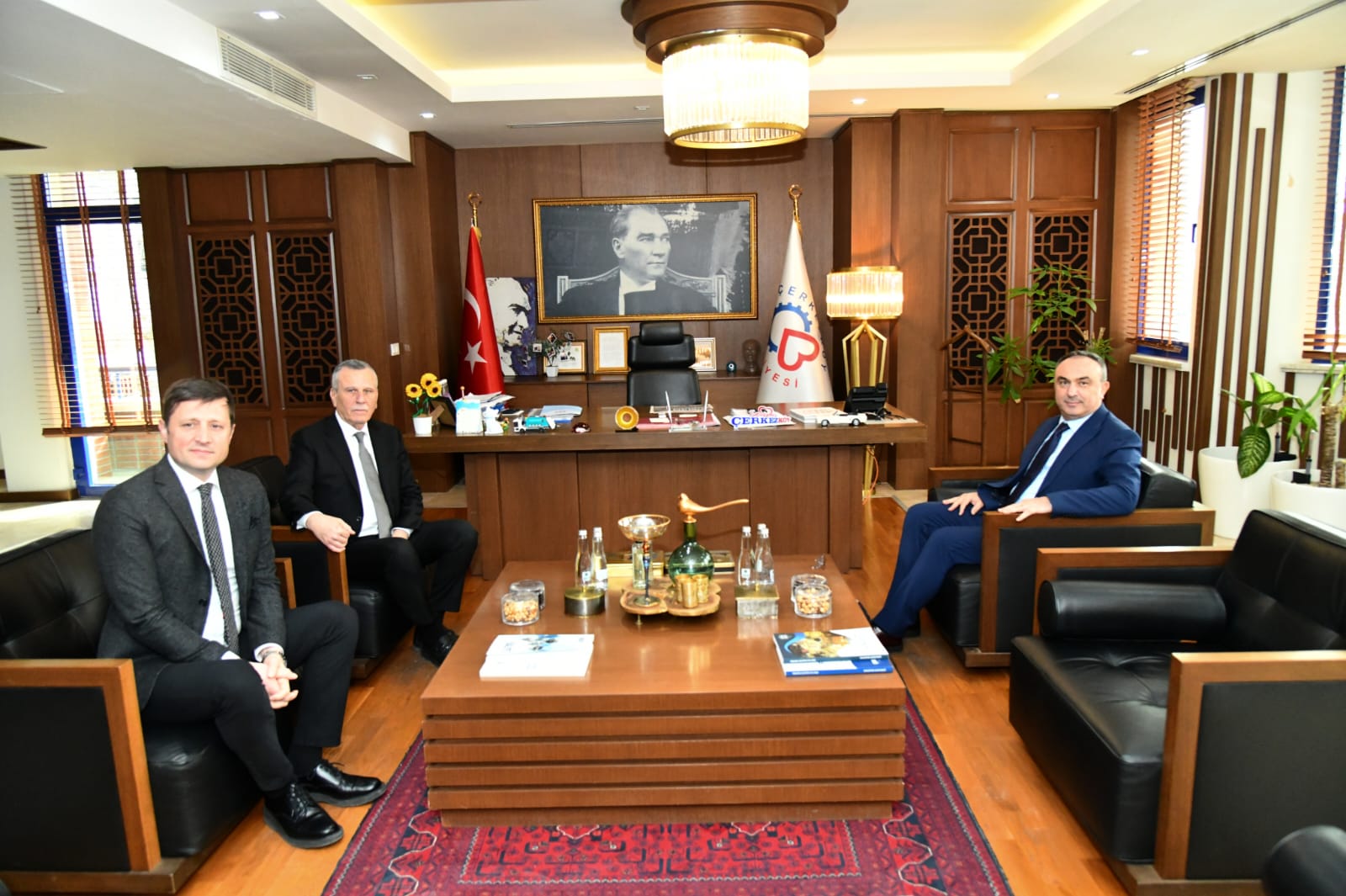 Vali Soytürk Çerkezköy Belediyesini Ziyaret Etti