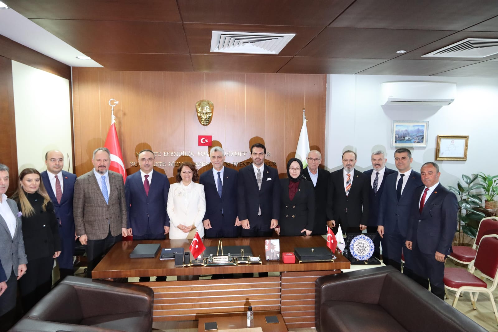 TİCARET BAKANI ÖMER BOLAT ERGENE’DE İFTAR PROGRAMINA KATILDI