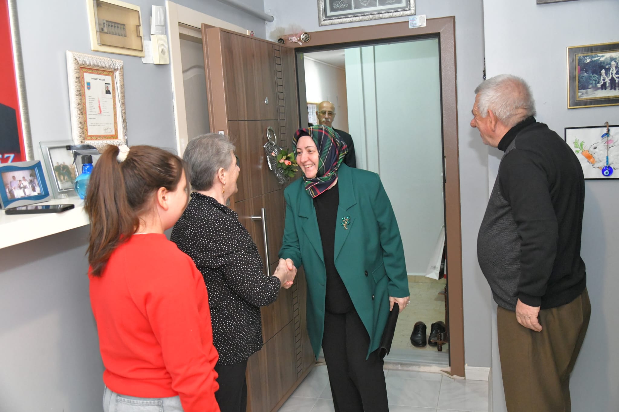 Vali Soytürk ve Nurdan Soytürk Kadınlar Günü’nde Şehit Annesini Ziyaret Etti