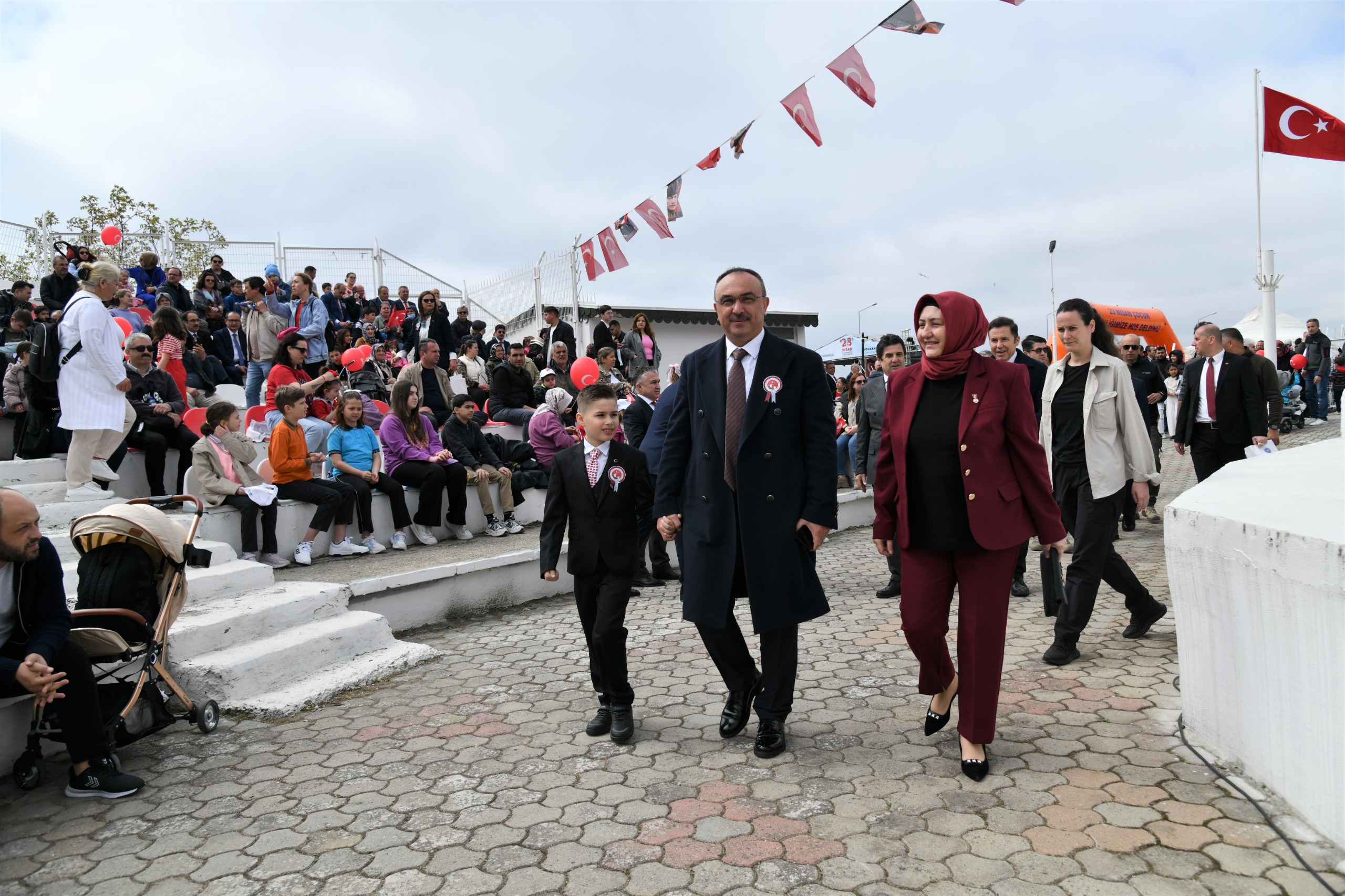 23 Nisan Ulusal Egemenlik ve Çocuk Bayramı Coşkuyla Kutlandı