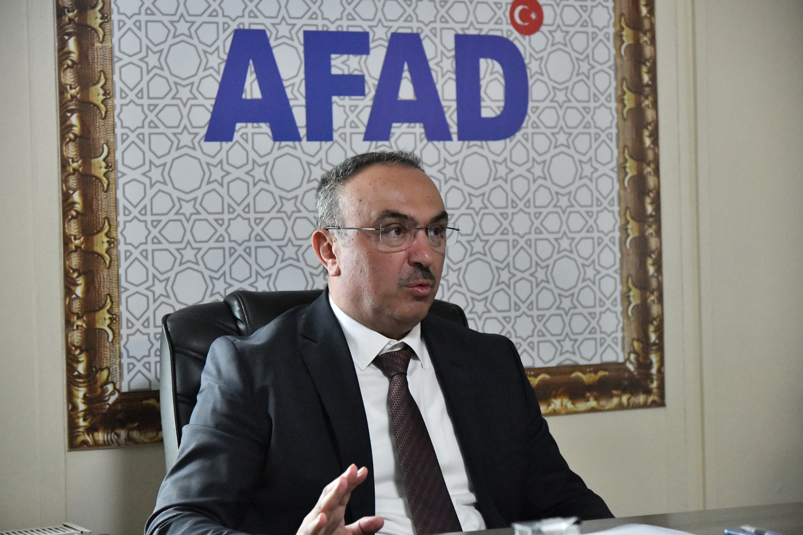 Vali Soytürk Depremin Ardından Yapılan Çalışmaları Koordine Etti