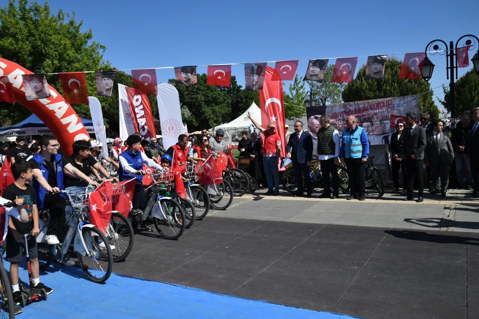 19 Mayıs Etkinlikleri Kapsamında Bisiklet Turu Düzenlendi