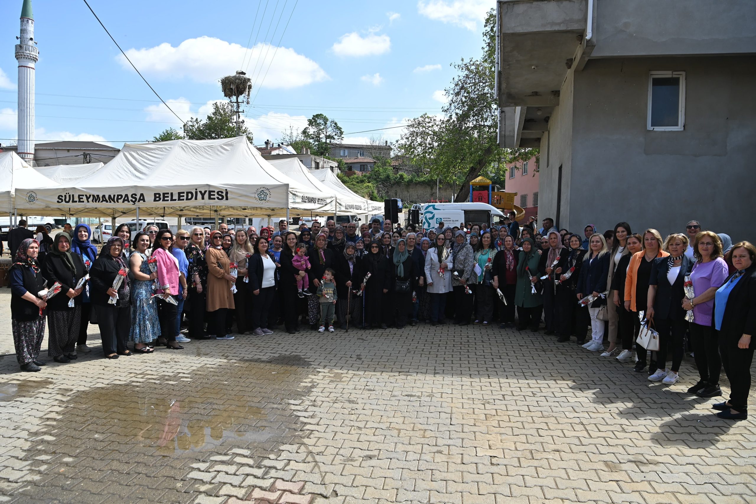 Başkan Nallar Dedecik Mahallesi Anneleriyle Kahvaltıda Buluştu