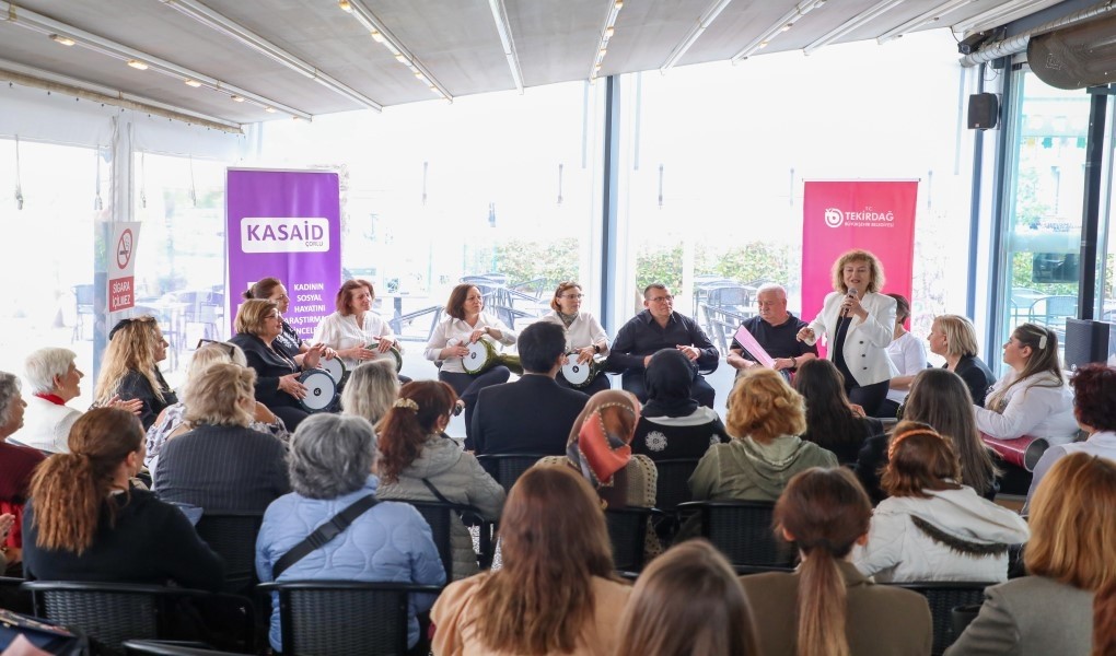 BÜYÜKŞEHİRDEN ANNELER GÜNÜ ETKİNLİĞİ