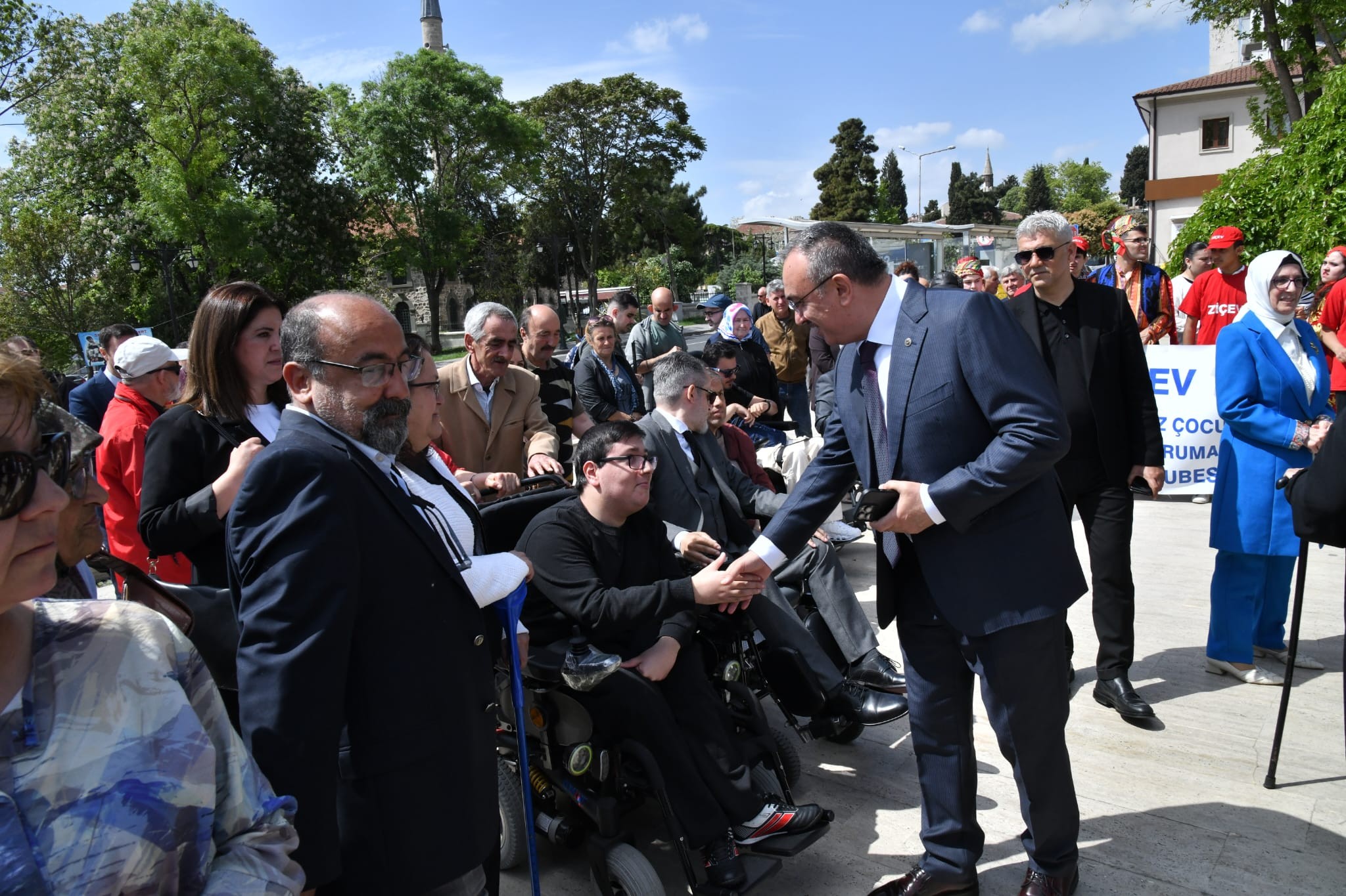 Vali Soytürk Engelliler Haftası Münasebetiyle Gerçekleştirilen Çelenk Sunma Töreni’ne Katıldı