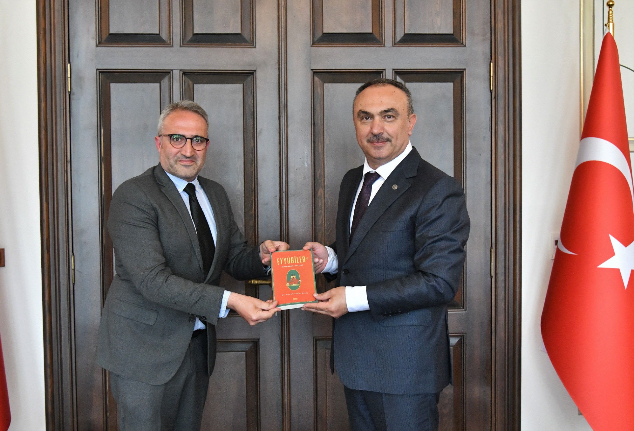 Vali Soytürk Tekirdağ Namık Kemal Üniversitesi Tarih Topluluğu Üyelerini Kabul Etti