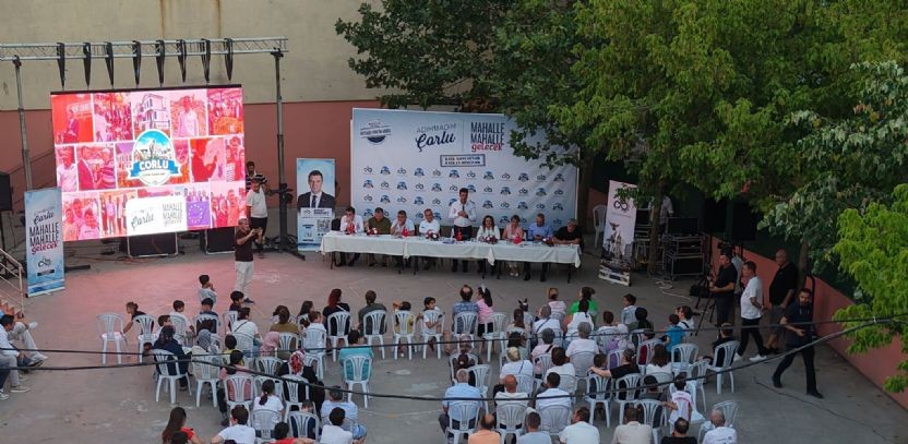 Başkan Sarıkurt, “Adım Adım Çorlu” Programıyla Reşadiye Mahallesi`ndeydi