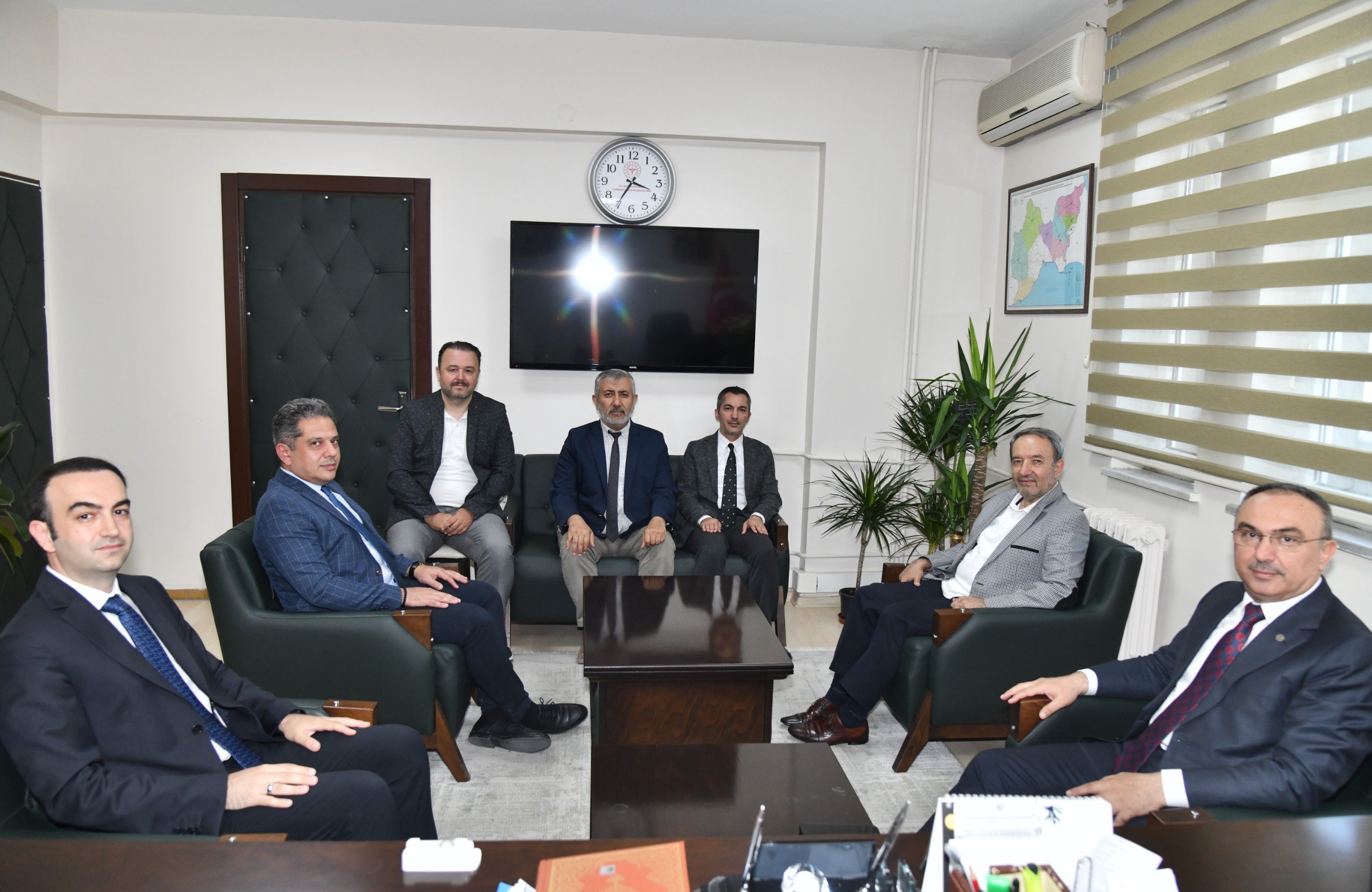 Vali Soytürk İl Sağlık Müdürü Onar’ı Ziyaret Etti