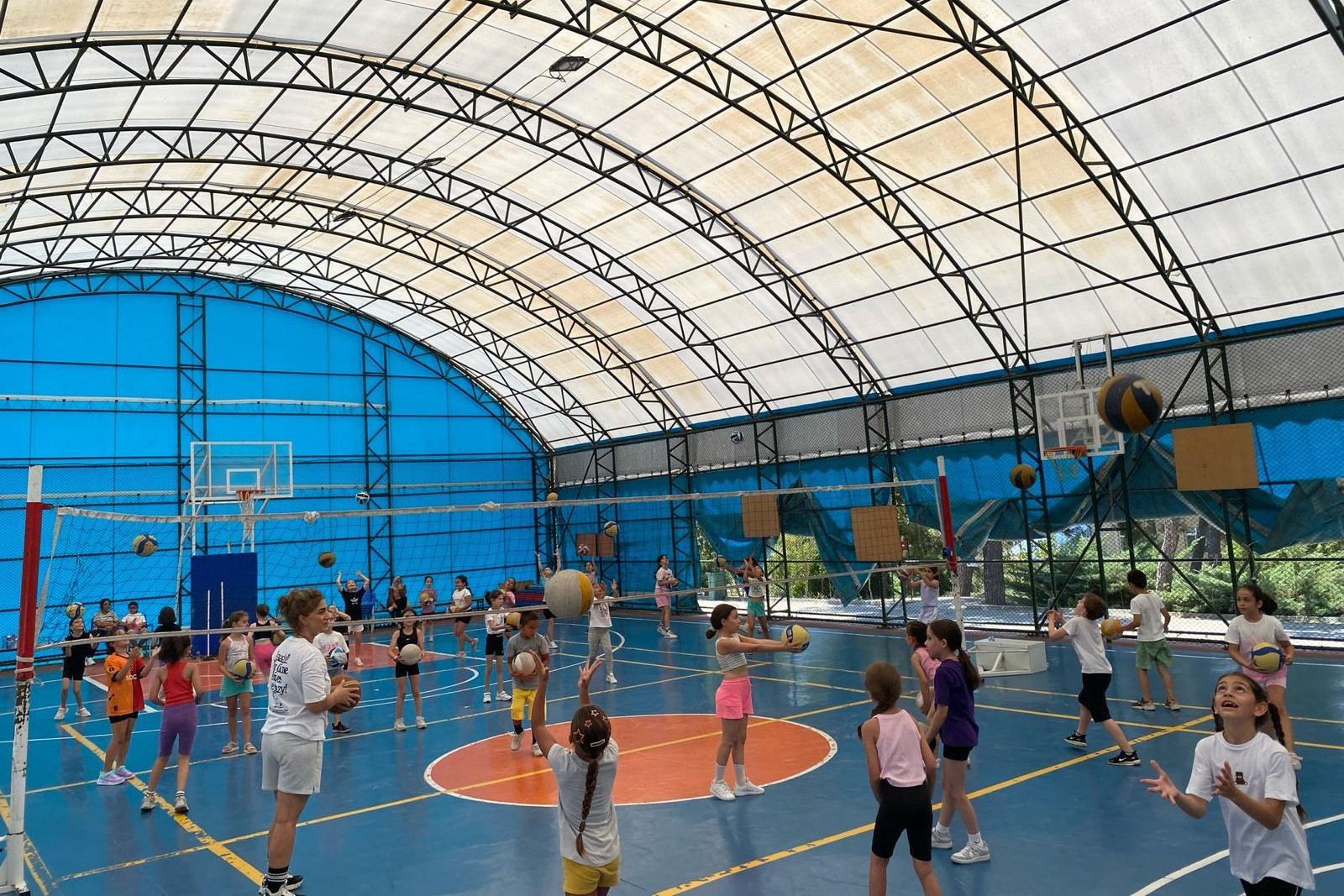 Yaz Okullarında 3410 Çocuk Sanat ve Sporla Buluşuyor