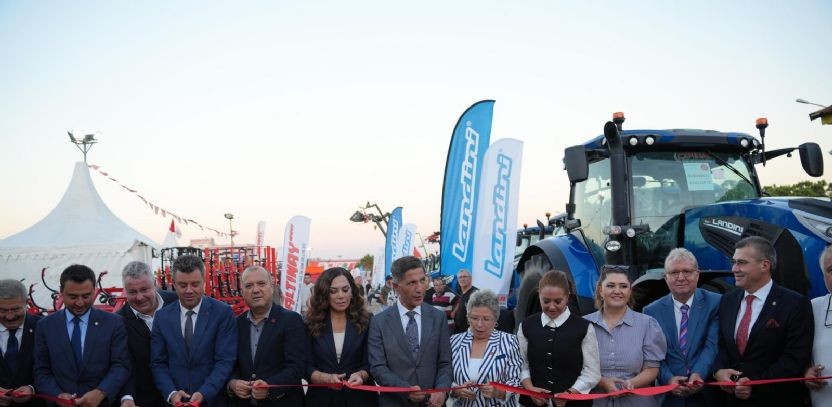 Çorlu Belediye Başkanı Ahmet Sarıkurt; “Üreticimizin Yanında Olmaya Devam Edeceğiz”