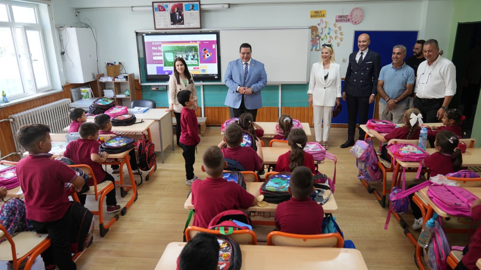 Marmaraereğlisi Belediyesi’nden 1. Sınıf Öğrencilerine Çanta ve Kırtasiye Desteği