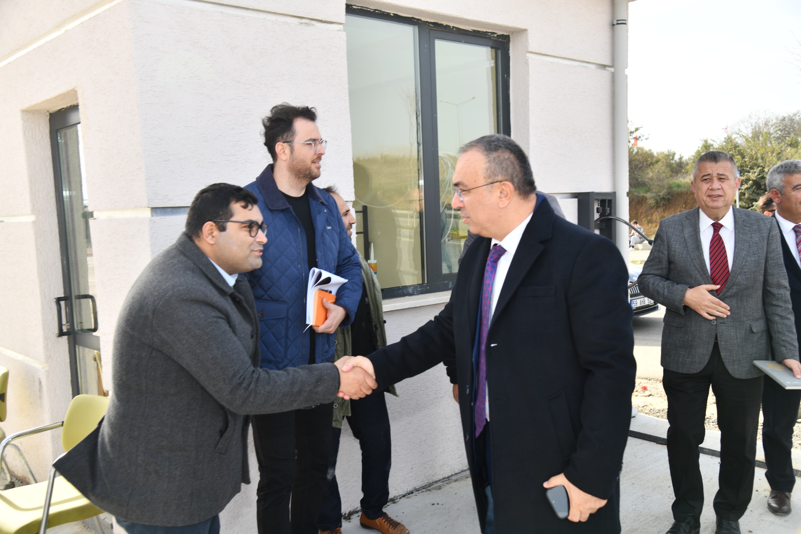 Vali Soytürk Yapımında Son Aşamaya Gelinen Okulda İncelemelerde Bulundu