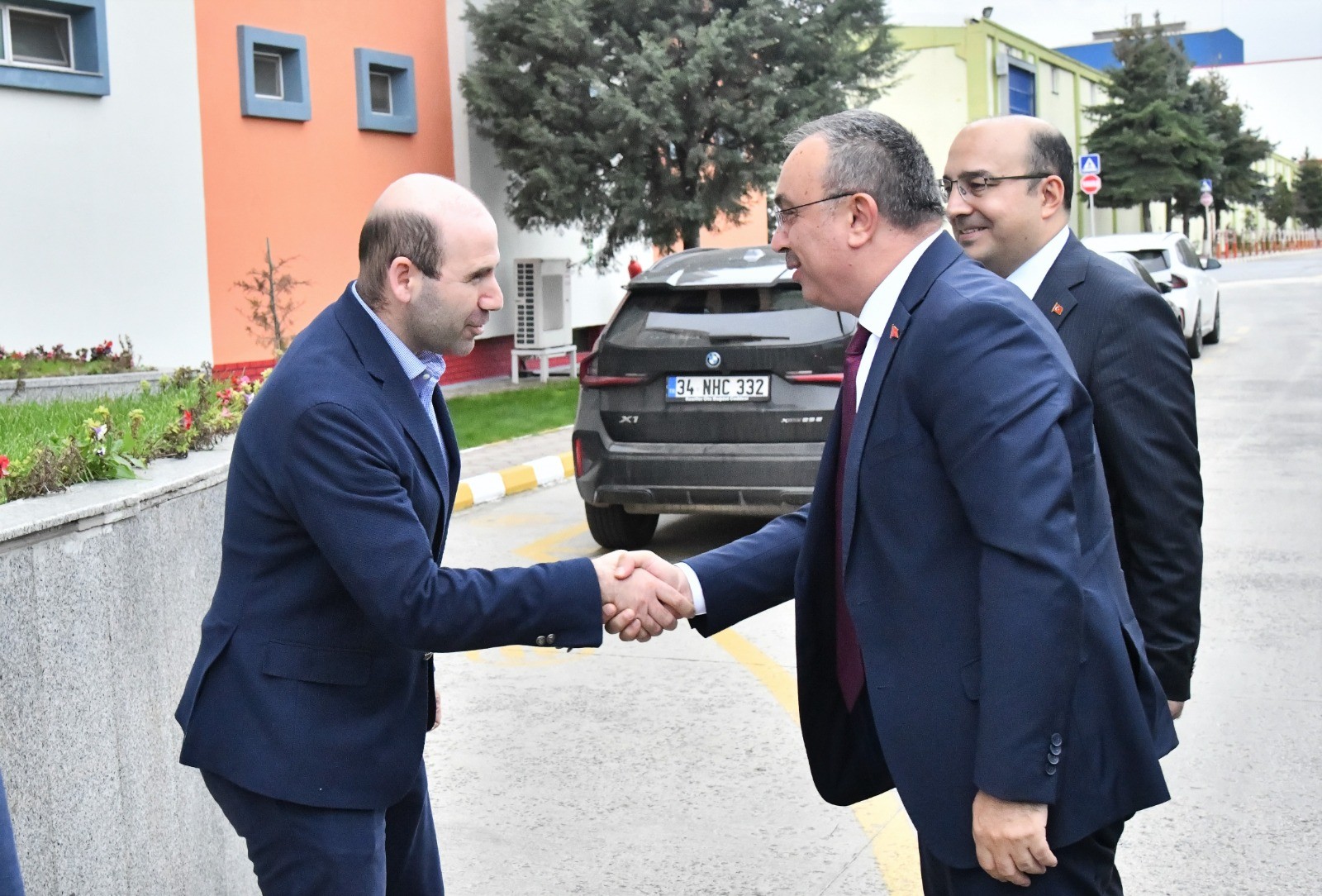 Vali Soytürk Lila Kağıt Firmasını Ziyaret Etti