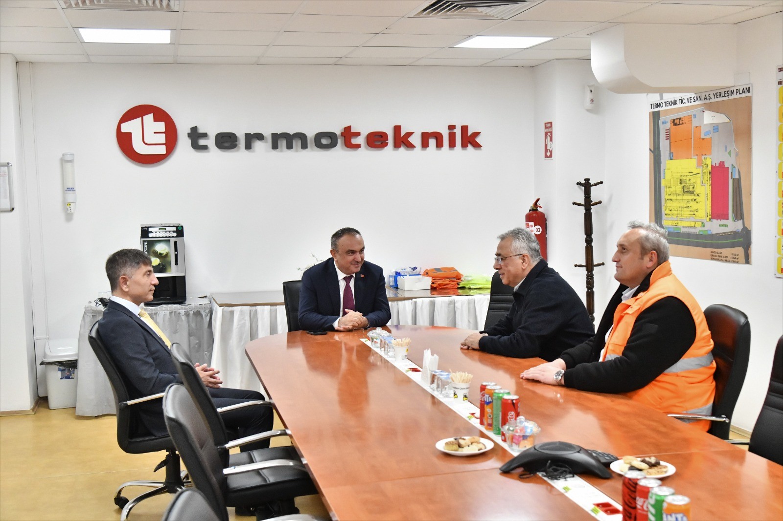 Vali Soytürk Termo Ternik Firması’nı Ziyaret Etti