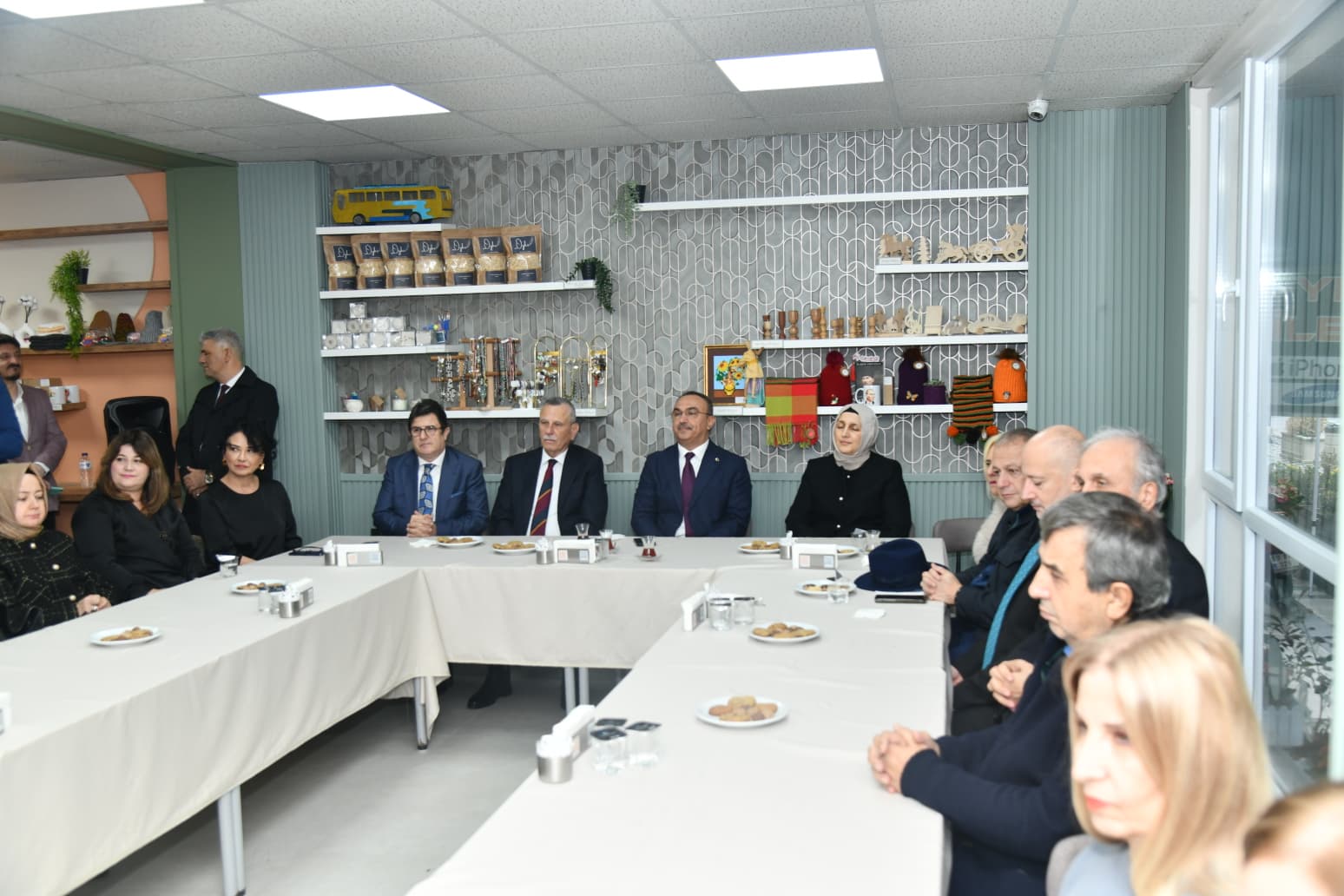 Vali Soytürk Seval-Ahmet Çetin Engelsiz Kafe’nin Açılışını Yaptı