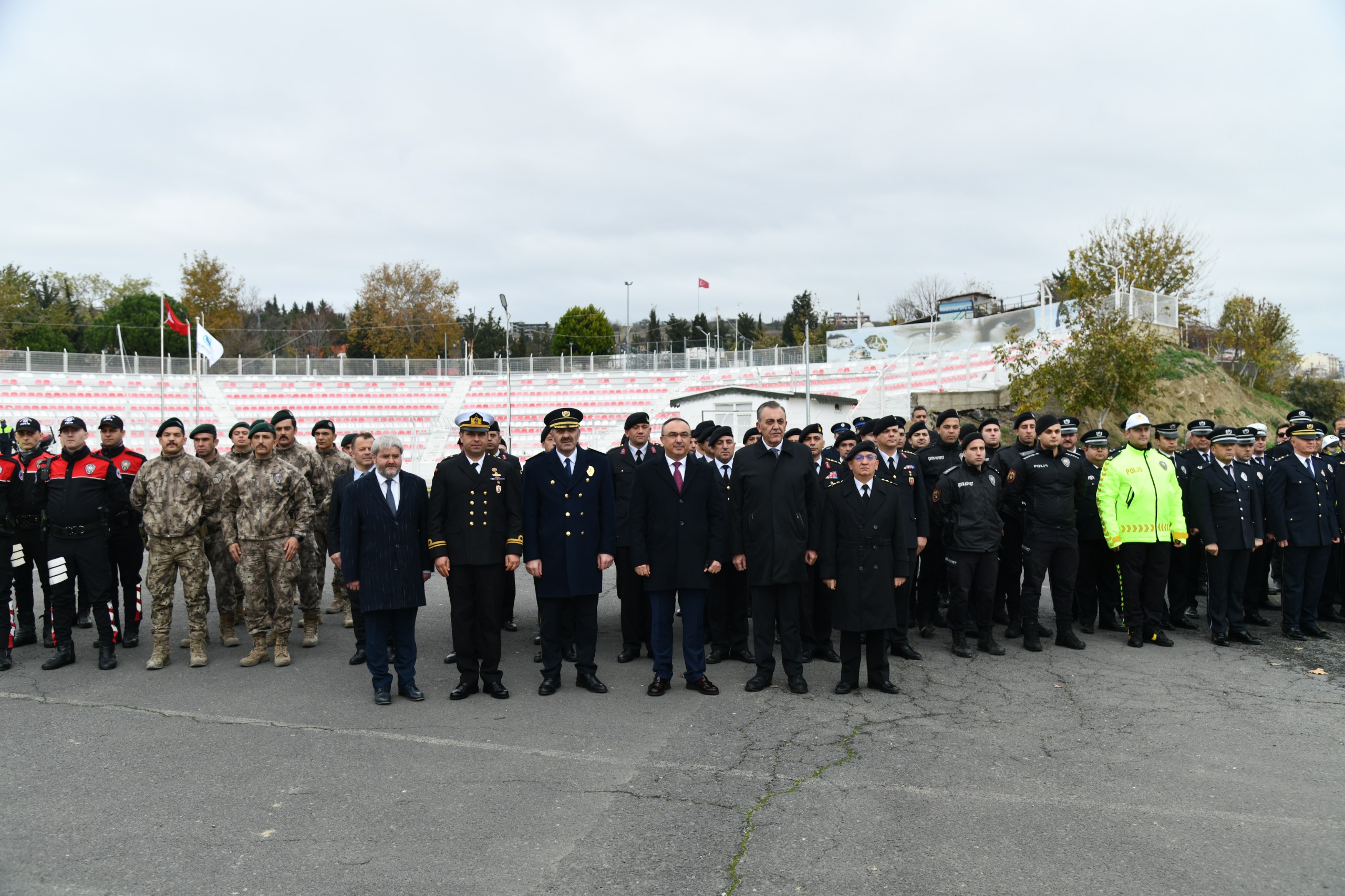 64 Araç Düzenlenen Törenle Emniyet ve Jandarmaya Teslim Edildi