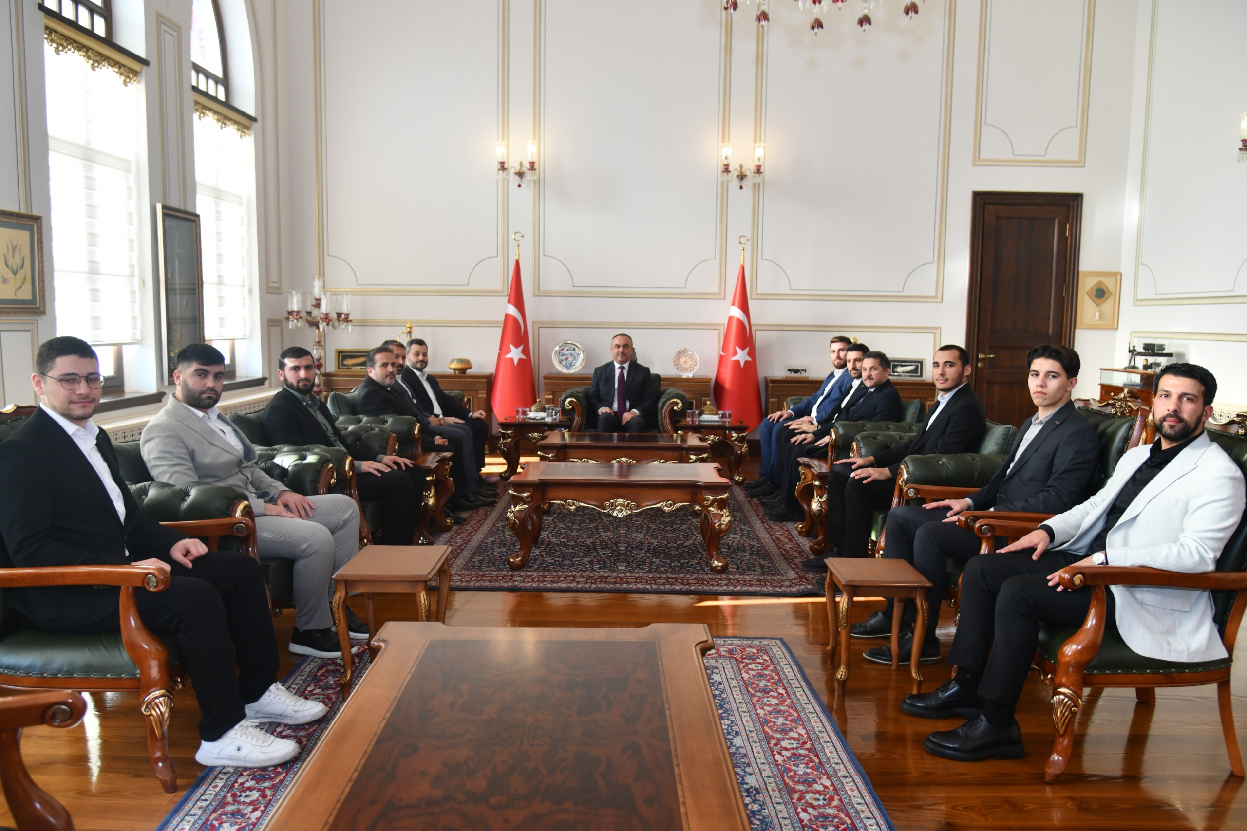 Vali Soytürk Önder İmam Hatipliler Derneği Genel Başkanı Ceylan’ı Kabul Etti