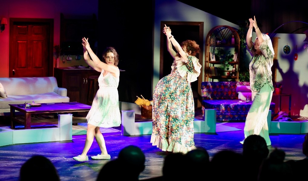 KADINLAR, FİLLER VE SAİRELER TEKİRDAĞ’DA GALA YAPTI