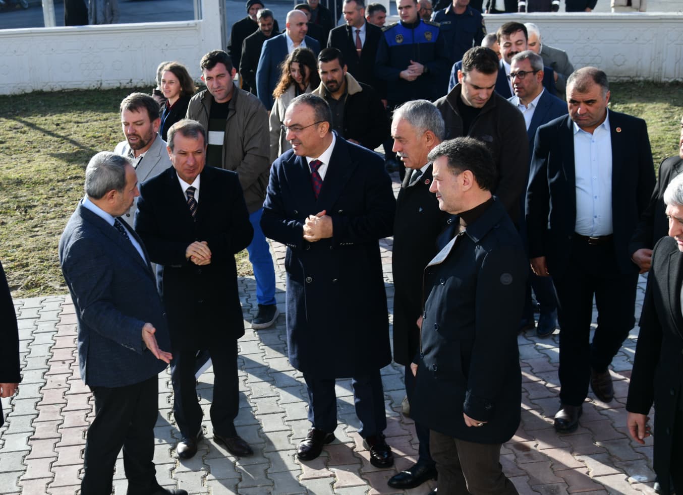 Vali Soytürk, Aile Sağlığı Merkezi ve 112 Acil İstasyon Merkezi Hizmet Binasında İncelemelerde Bulundu