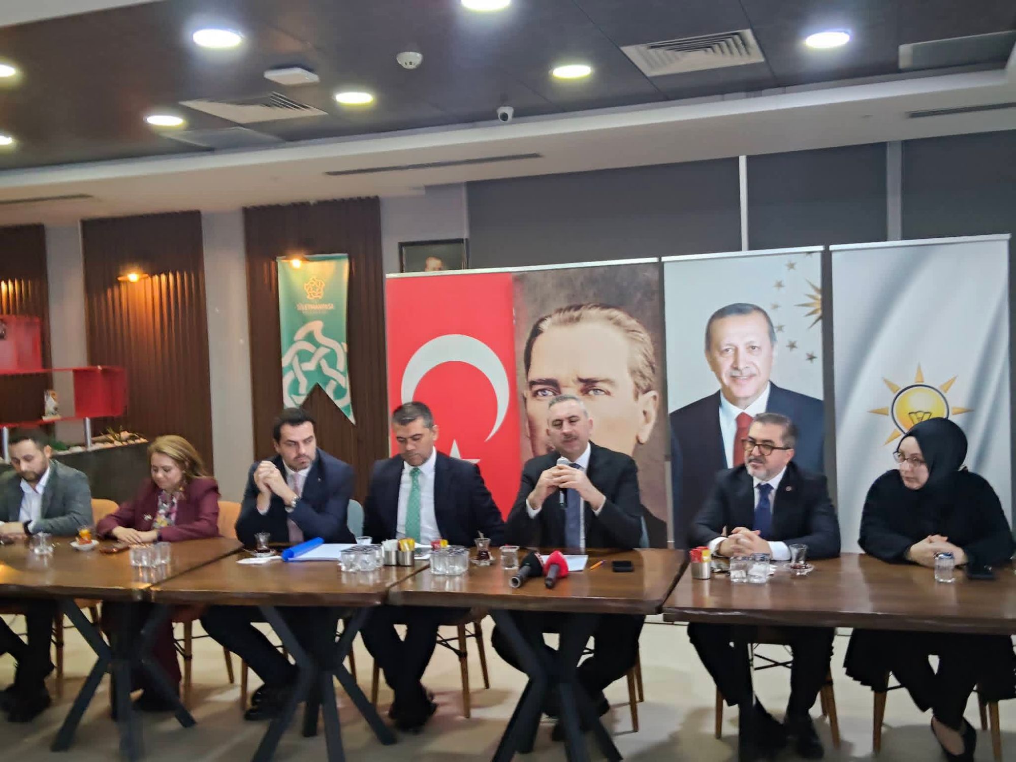 Tekirdağ’da basın mensuplarıyla bir araya geldi.