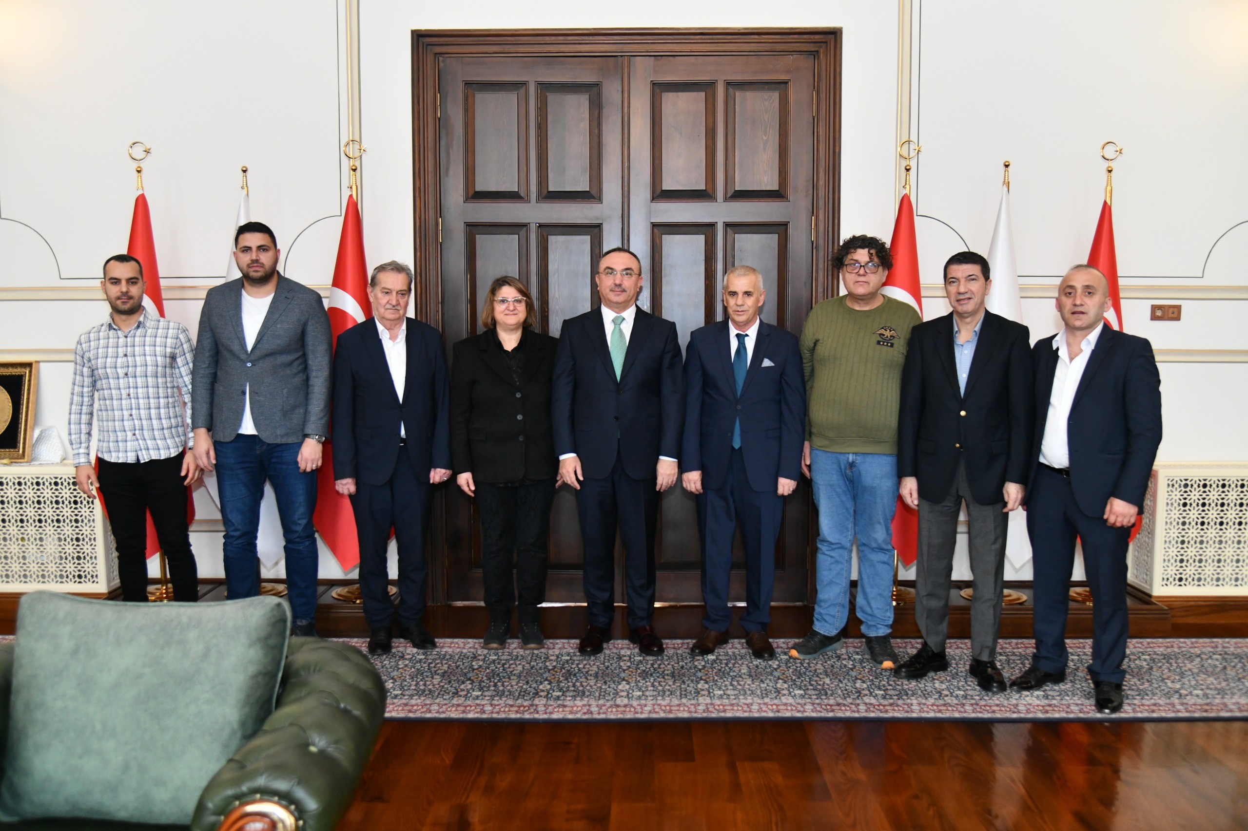 Tekirdağ Lokantacılar Esnaf Odası Başkanı Ali Kıral Vali Soytürk’ü Ziyaret Etti