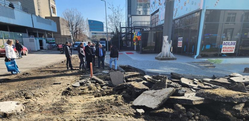 19 Mayıs Caddesi Yenileniyor