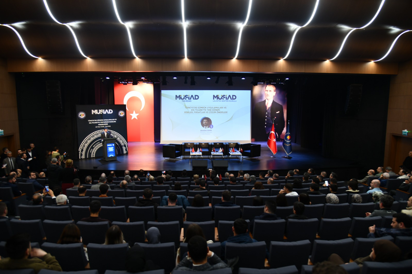 Vali Soytürk Türkiye’de Gümrük Uygulamaları ve Dış Ticarette Yeni Dönem: Riskler, Fırsatlar ve Çözüm Önerileri Paneline Katıldı 