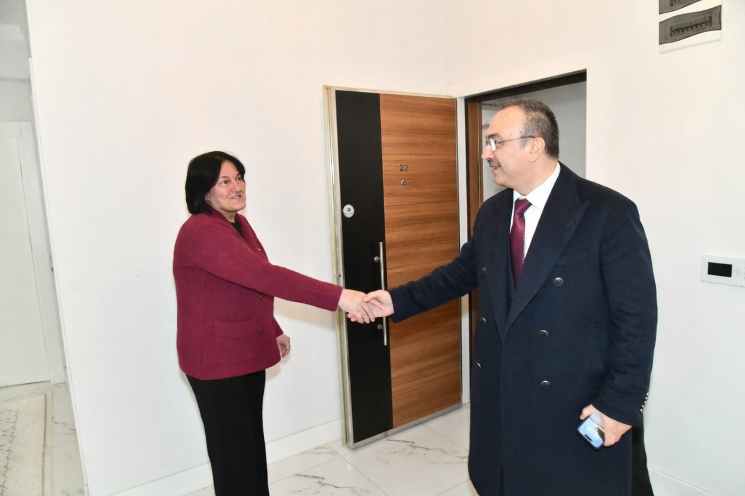 Vali Soytürk Şehit Akın Acar’ın Ailesini Ziyaret Etti