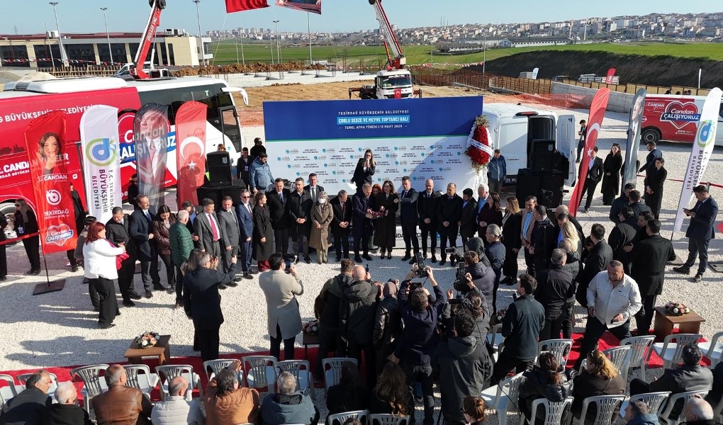 CANDAN BAŞKAN SÖZÜNÜ TUTTU: MODERN HAL ÇORLU’DA YÜKSELİYOR