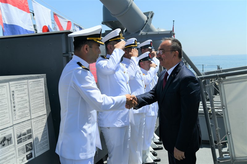 Vali Soytürk TCG Gurbet Gemisi’ni Ziyaret Etti
