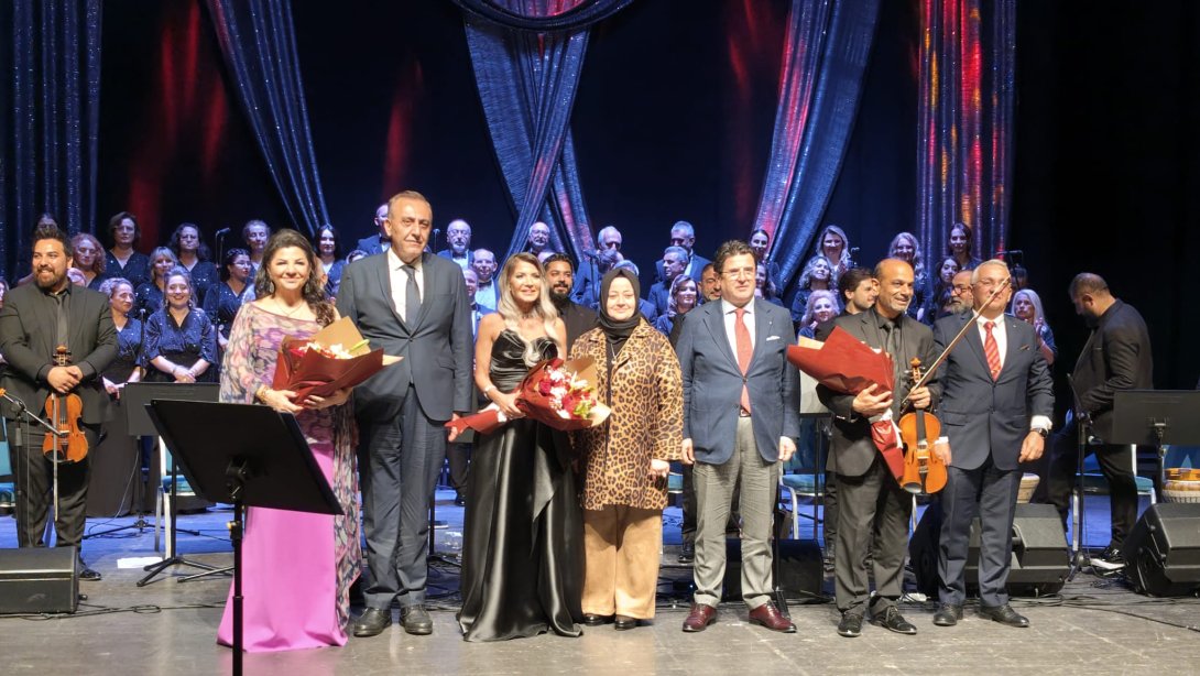 Tekirdağ Maarif Korosu Öğretmenler Konseri Büyük Beğeni Topladı
