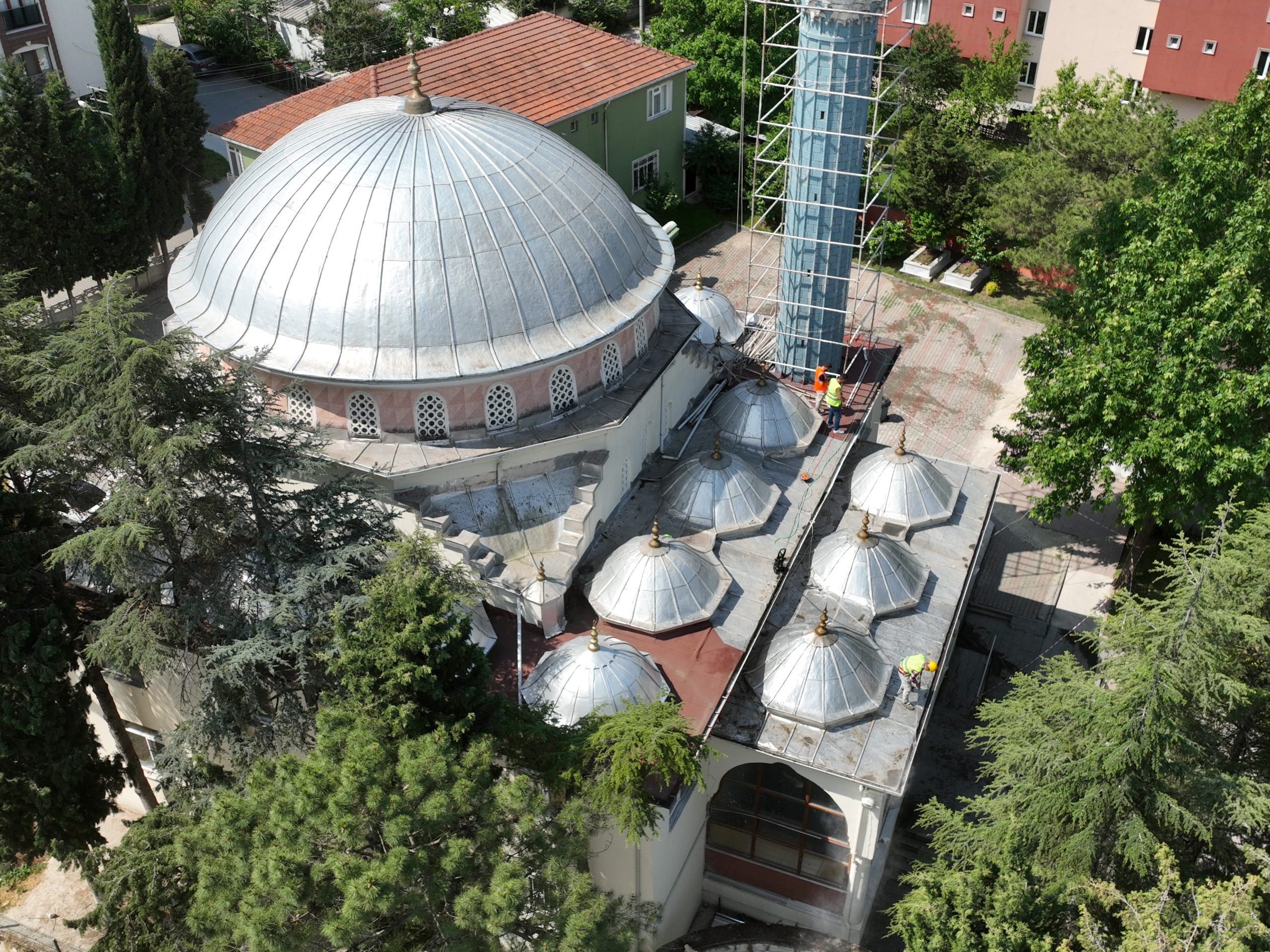VELİKÖY CAMİİ YENİ BİR GÖRÜNÜME KAVUŞUYOR