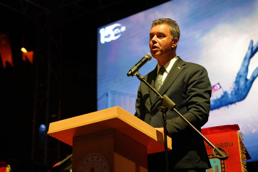 Başkan Sarıkurt, 15 Temmuz Anma Programlarına Katıldı