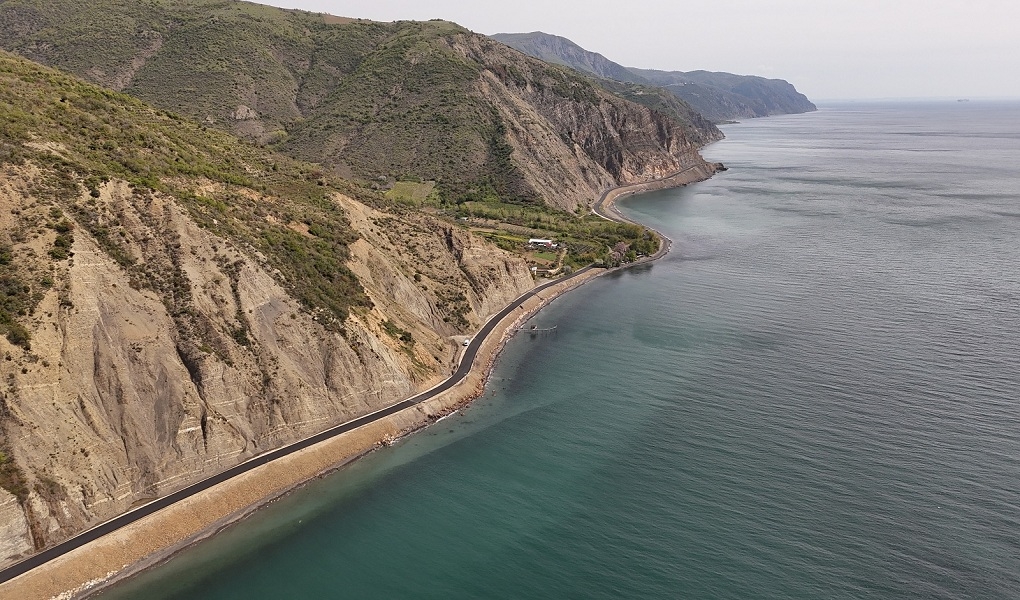 UÇMAKDERE İLE ŞARKÖY ARASINDA YEPYENİ BİR YOL, YEPYENİ BİR KONFOR
