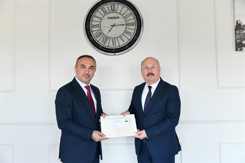 Vali Soytürk İlimizden Başka İllere Tayin Olan Kaymakamlarla Biraraya Geldi