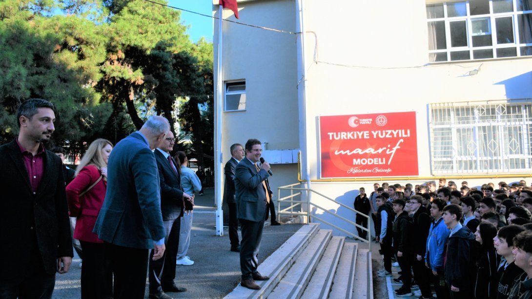 İl Millî Eğitim Müdürü Dr. Aziz Yeniyol, Tekirdağ Mesleki ve Teknik Anadolu Lisesini Ziyaret Etti