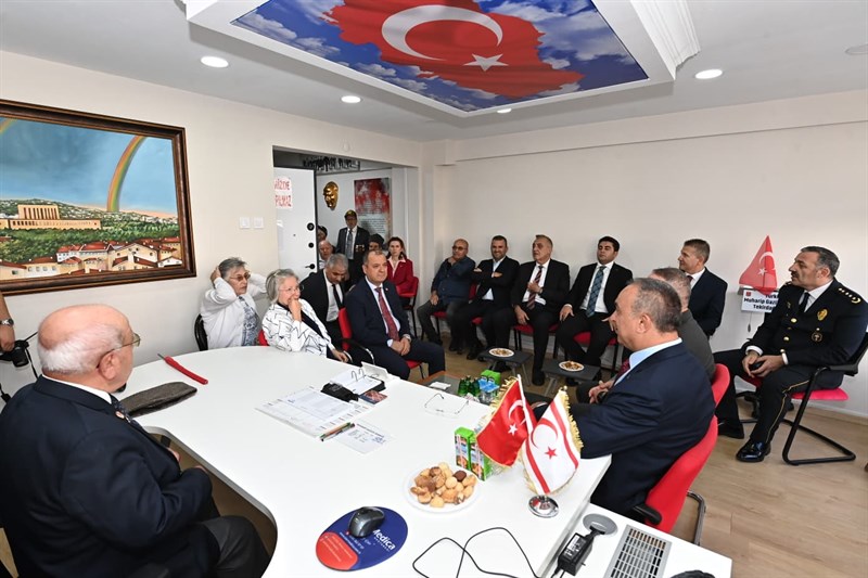 Vali Soytürk Gaziler Günü’nde Muharip Gaziler Derneği Tekirdağ Şubesini Ziyaret Etti