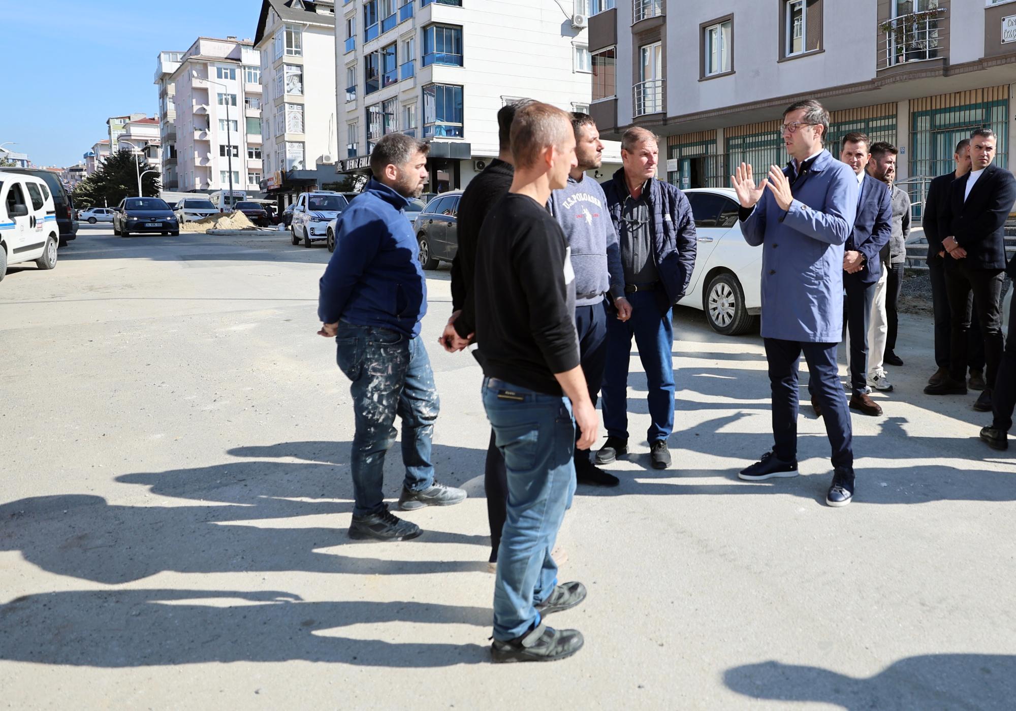 EFENDİOĞLU SOKAK’TA KENTSEL TASARIM ÇALIŞMALARI SÜRÜYOR